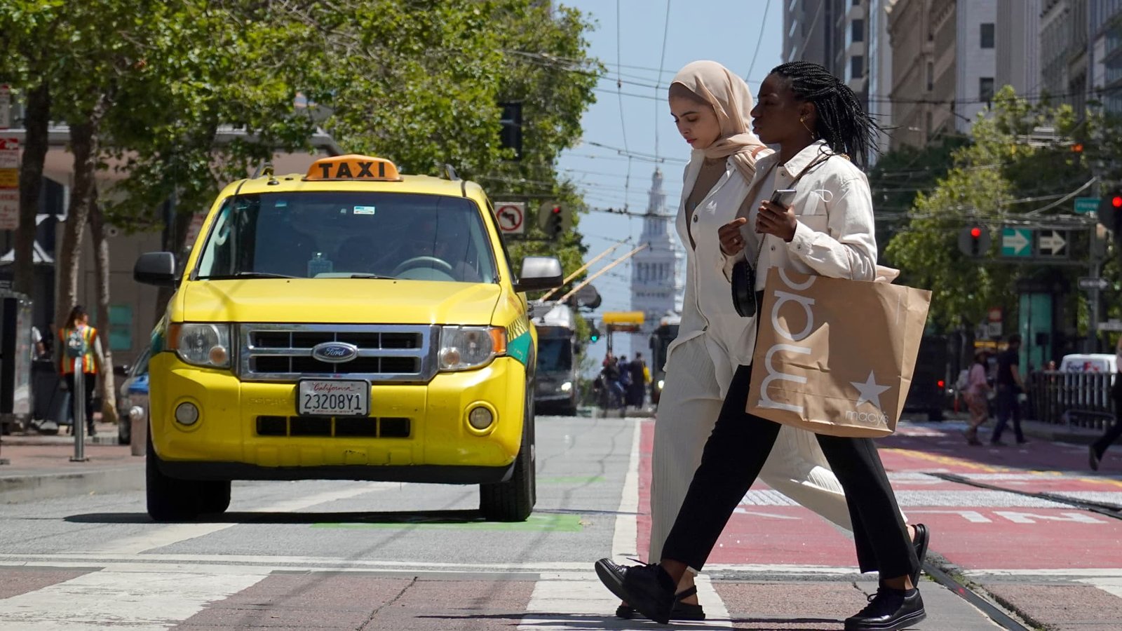 Biden administration to require advanced safety tech on all new cars and trucks