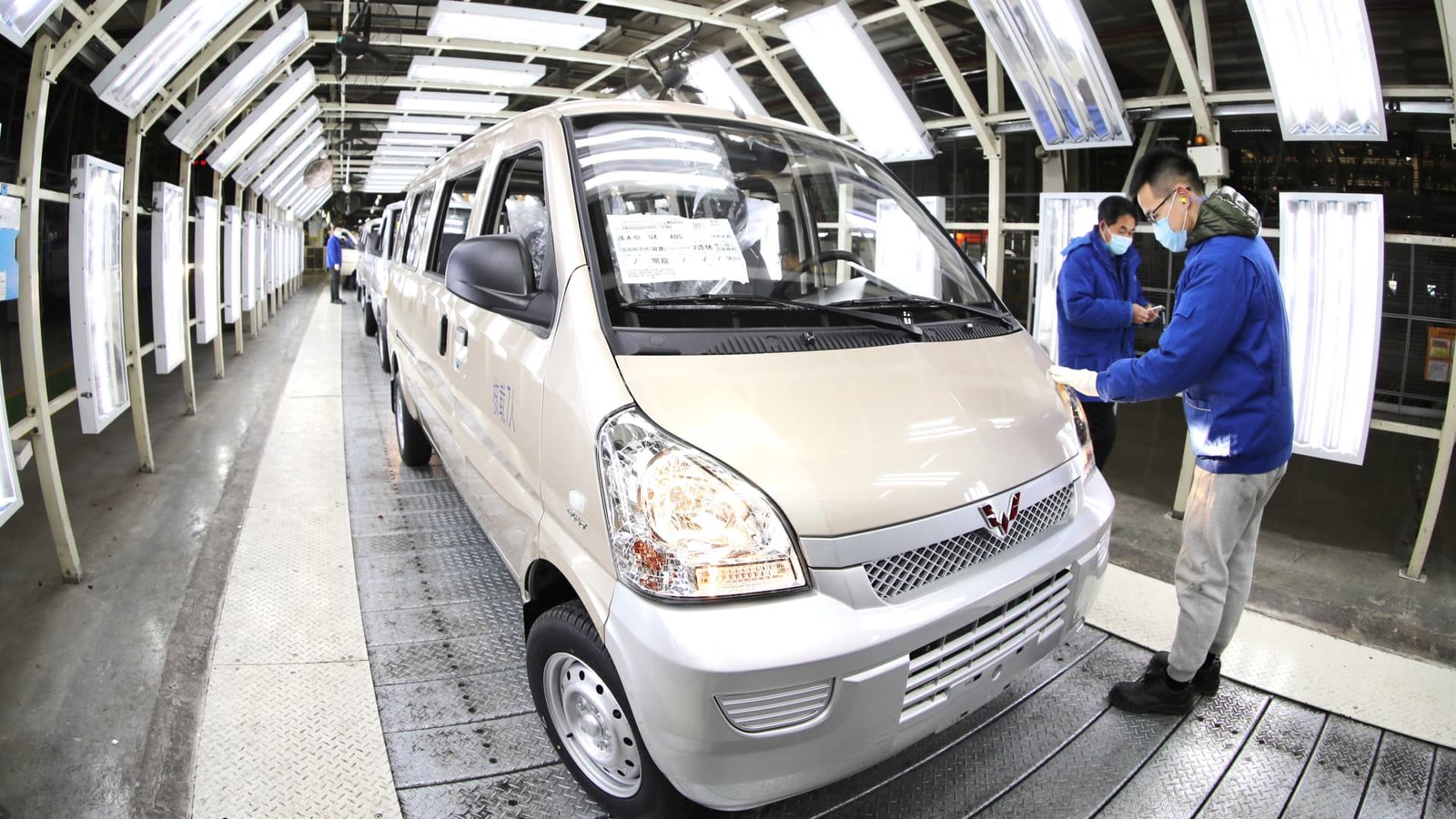 U.S. automakers like GM rapidly lose ground in China