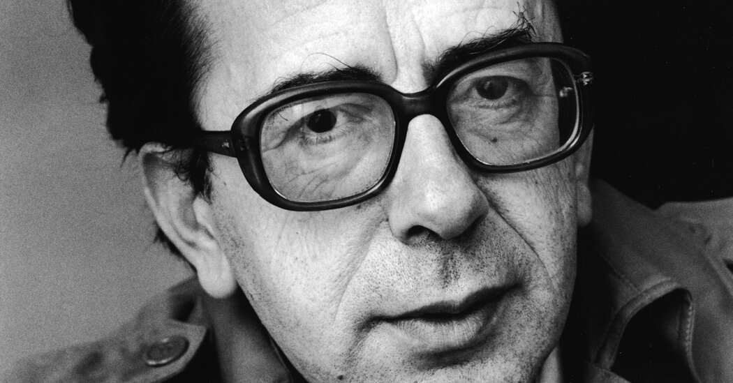 Ismail Kadare Dies at 88; Novels Introduced Albania’s Plight to the World
