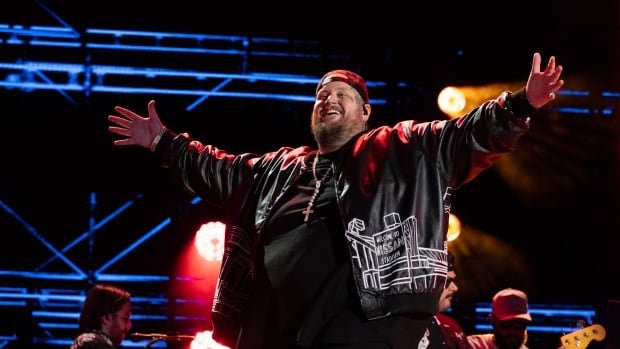 U.S. singer Jelly Roll elevating funds for Indigenous youth at Canadian debut in St. Catharines, Ont.