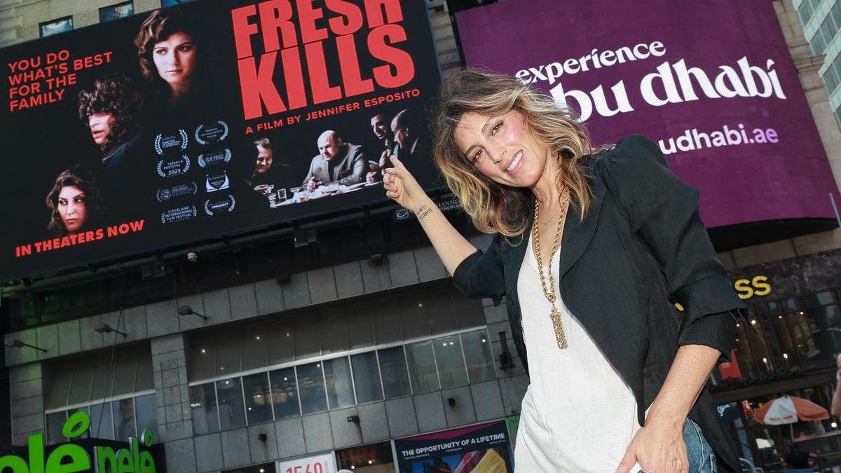 ‘The Boys’ star Jennifer Esposito on mortgaging home to make her directorial debut ‘Recent Kills’