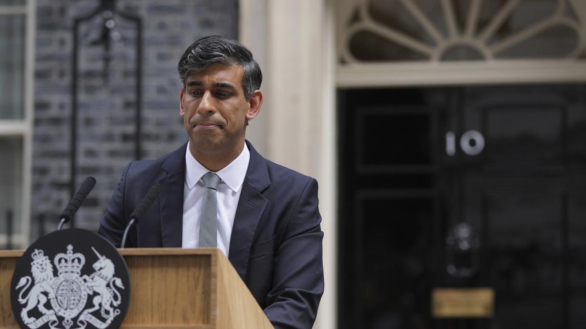 Rishi Sunak’s marketing campaign to remain British PM confirmed his lack of political contact