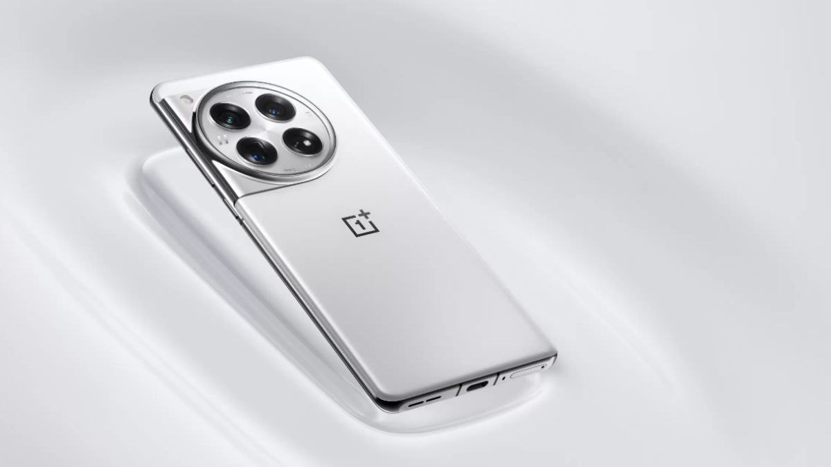 OnePlus Reportedly Engaged on AI-Powered Voice Recording Abstract Function