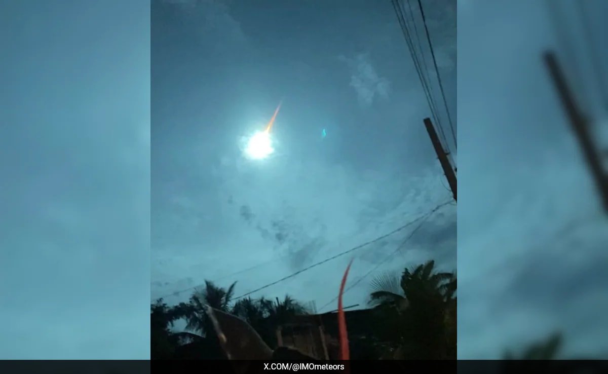 Asteroid Burns Up In Earth’s Environment, Lighting Up Philippine Sky