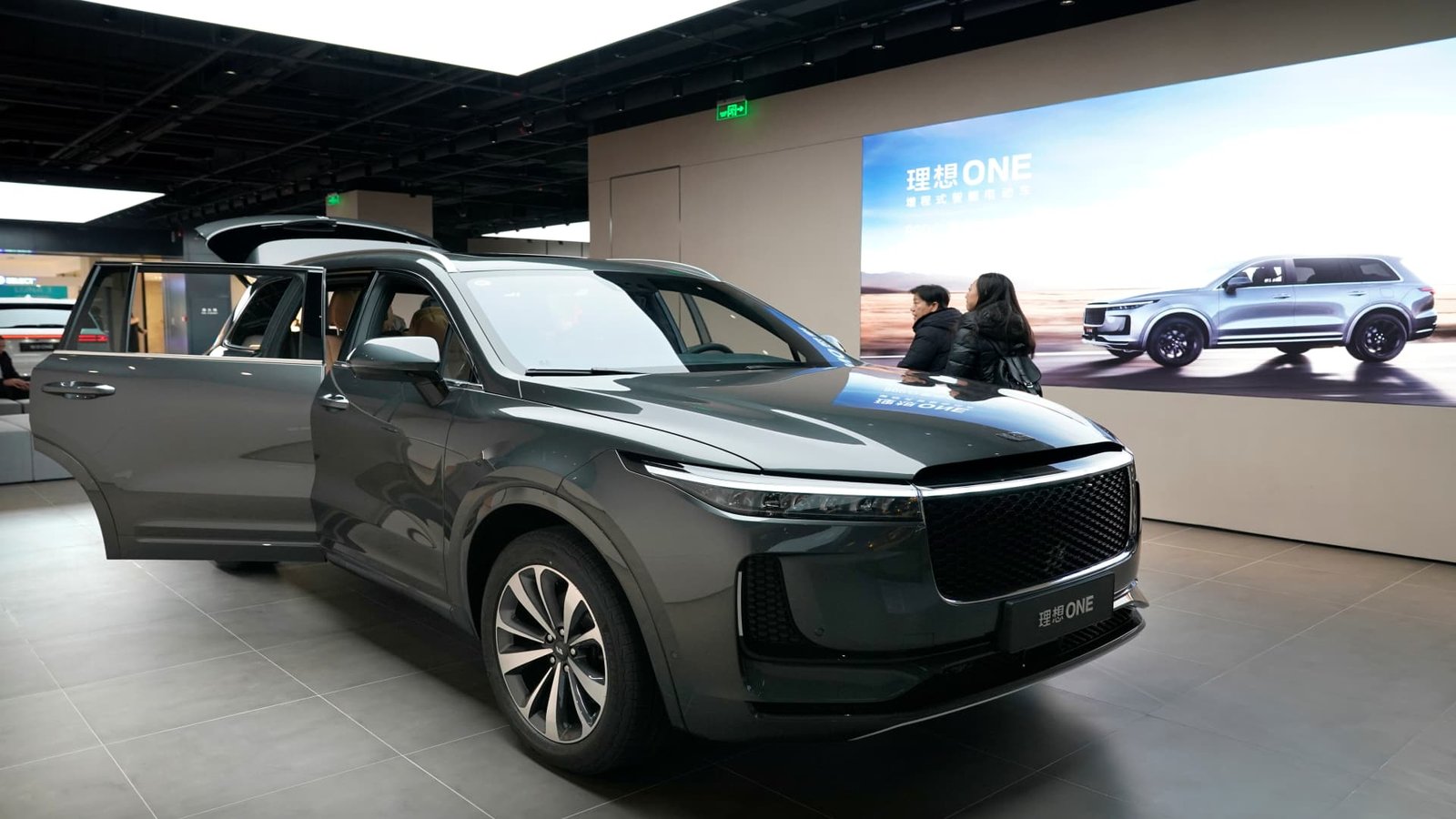 Chinese language EV manufacturers Li Auto and Zeekr report document September deliveries