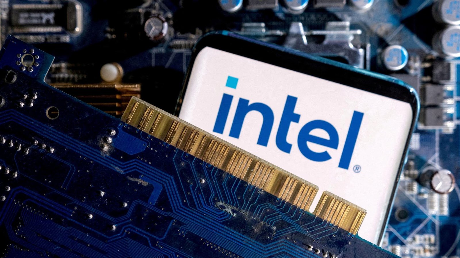 Intel faces headwinds in China as commerce physique requires safety probe