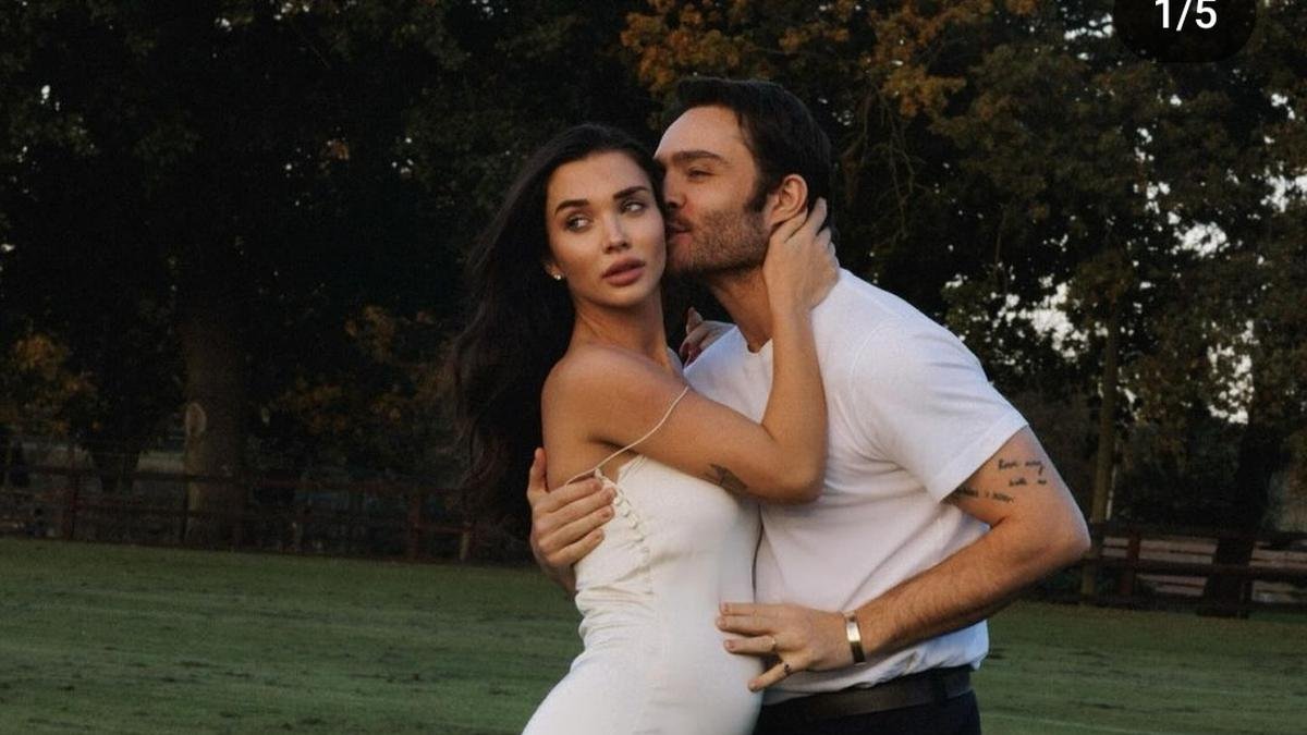 Amy Jackson, Ed Westwick anticipating first child collectively